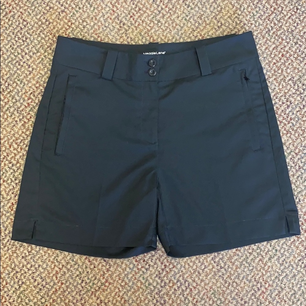 Women’s Maggie Lane Performance shorts